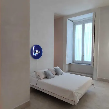 Casa Celeste Aida Neapel