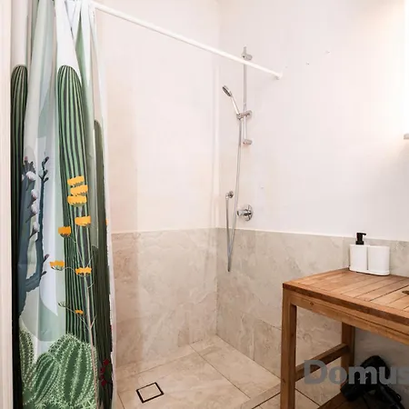 Casa Celeste Aida By Domusextra Bed & Breakfast 4*