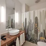 Alojamento de Acomodação e Pequeno-almoço Casa Celeste Aida